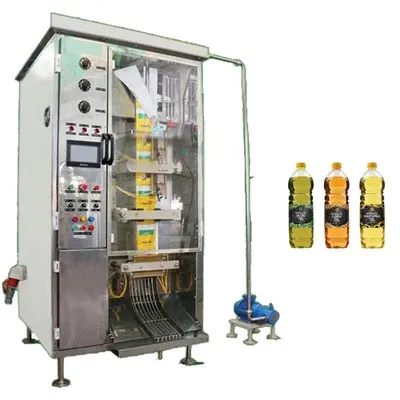 Macchina automatica per il confezionamento dell'olio